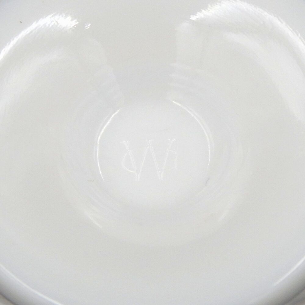Westmoreland Paneled Grapes White Milk Glass Lidded Sugar Bowl & Creamer Set - Picture 9 of 9